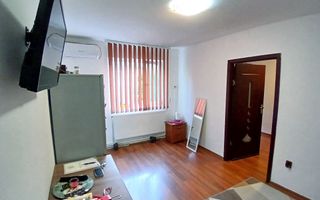 Apartament 2 camere Tecuci etaj 1 – zonă centrală - Poză 3