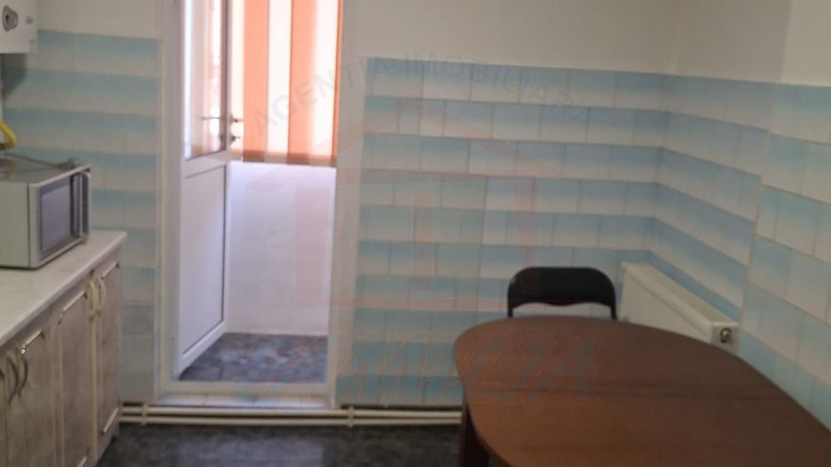 🏡 Apartament cu 2 camere de închiriat – Micro 18 - Poză 2