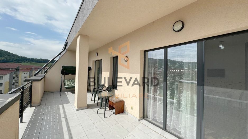 Apartament cu 2 camere + terasa de 29 mp, Zona Florilor! - Poză 2