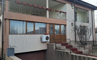 Casa/vila de vanzare in Garoafa /Vrancea - Poză 1