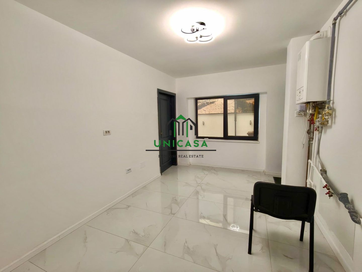 Casa 4 camere , Central– RÂMNICU VÂLCEA | APROAPE DE RIVER PLAZA MALL - Poză 8