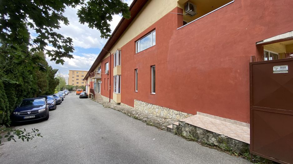 Spațiu de birouri de închiriat | Etaj 1 | 300 mp utili | 12 Locuri parcare - Poză 3