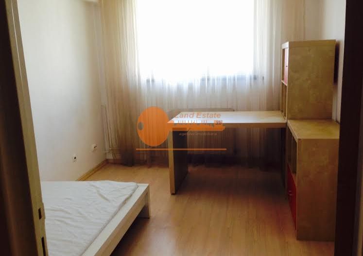 3 camere la 400m de metrou Raul Doamnei - Poză 5