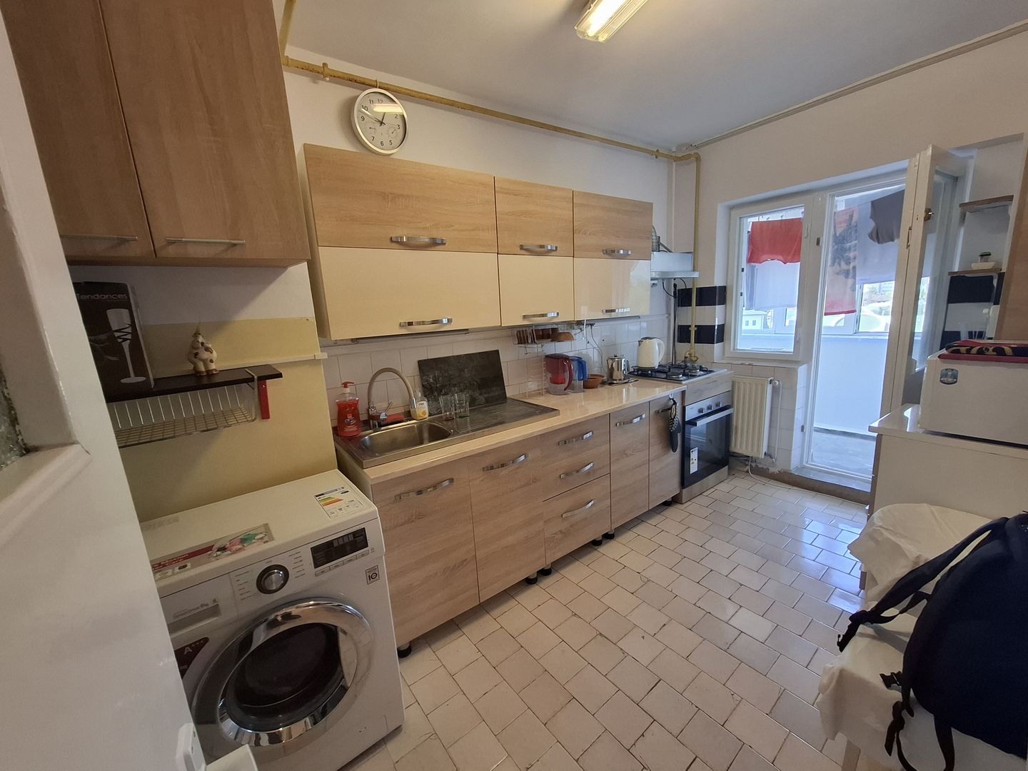 Apartament 2 Cam 9 mai zona Catedralei - Poză 1