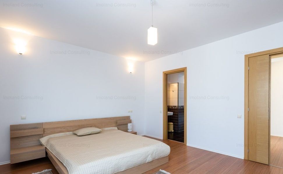 Apartament 3 camere de închiriat spațios proaspăt renovat - Poză 8