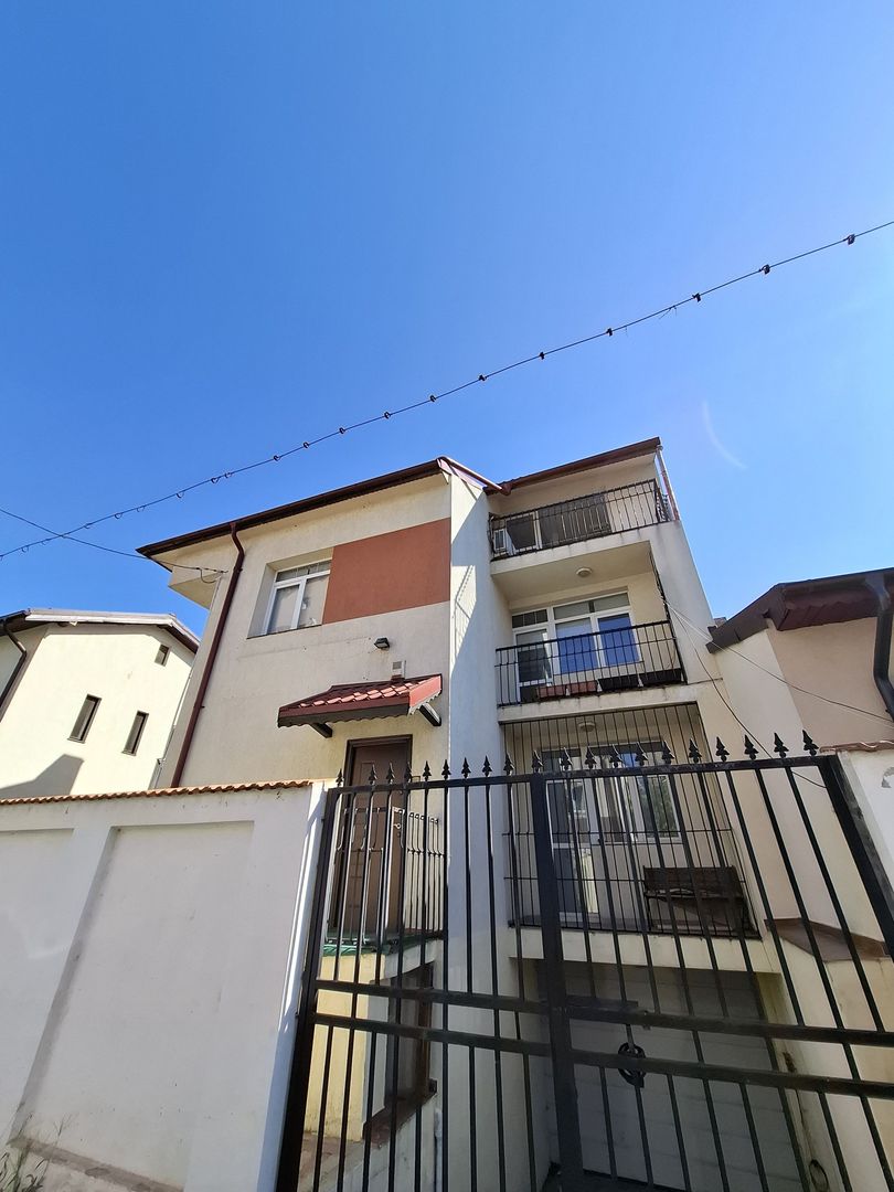 Oportunitate | Cladire 10 camere | Domenii | 5 parcari - Poză 1