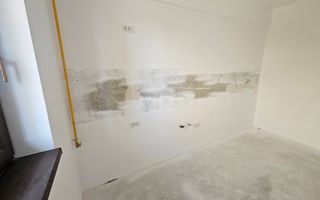 Garsonieră bloc deosebit Damaroaia - Poză 5