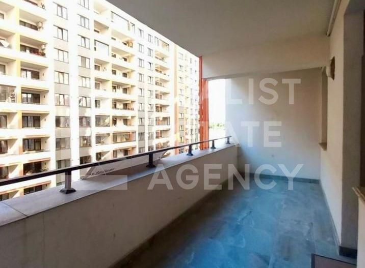 Apartament cu 3 camere – 13 Decembrie,  Coresi la 5 minute pe jos. - Poză 14