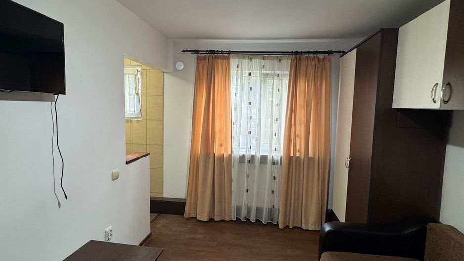 Garsoniera de inchiriat, zona Sagului. - Poză 2