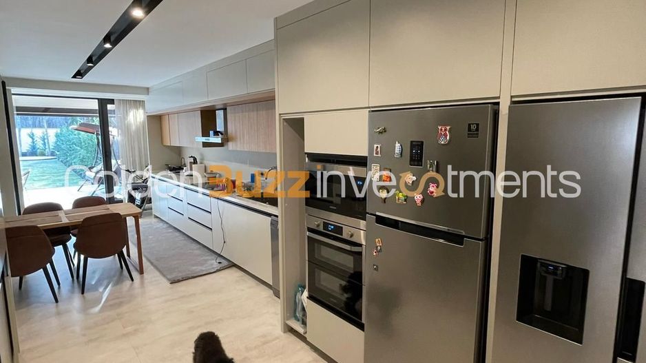 Vilă individuală cu piscină și 9 camere în Pipera, București - Poză 23