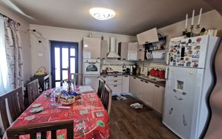 Casă de vânzare în Cumpăna – P+M, complet mobilată și utilată - Poză 17