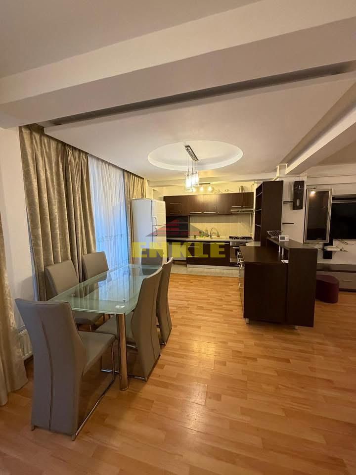 De inchiriat apartament cu 2 camere, zona Pietonalul Unirii - Poză 1