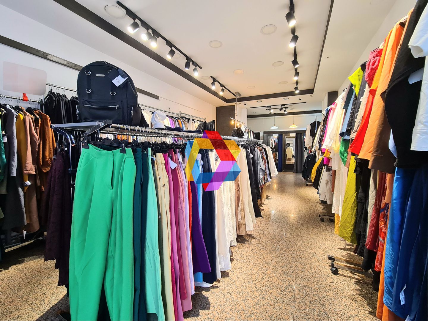 Spatiu comercial de închiriat Brasov - 65 mp # spatii-comerciale-brasov.ro - Poză 1