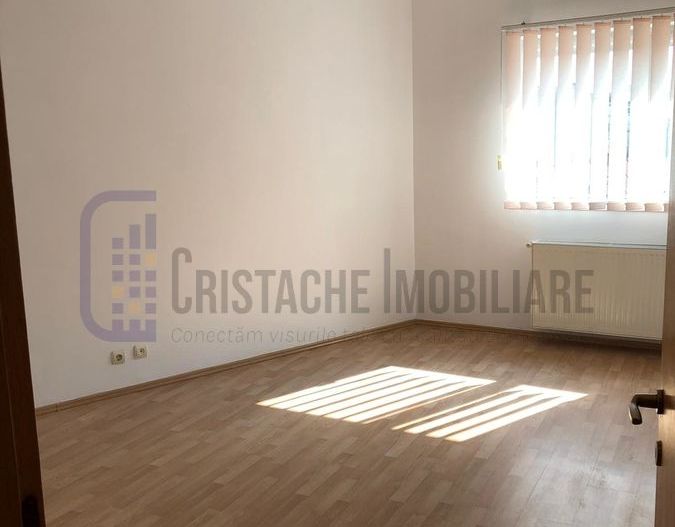 Birou tip duplex_160 mp_contorizare individuala_open space generos + 4 birouri - Poză 10