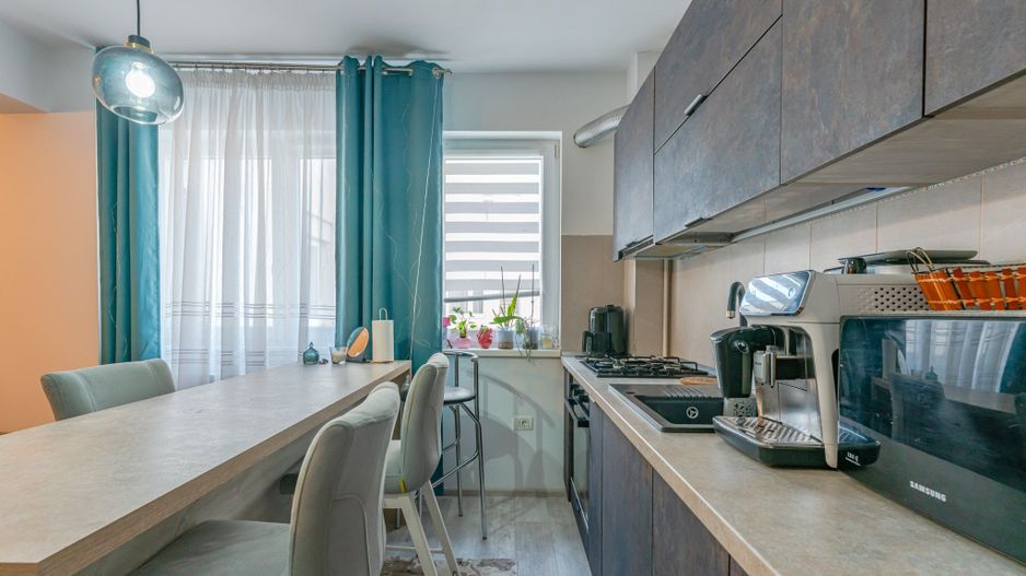 Studio mobilat și utilat, bloc 2020, etaj 3 – Terasă comuna amenajată - Poză 6