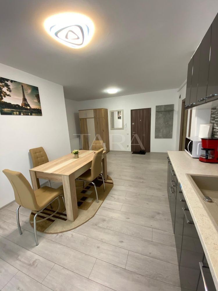 Apartament decomandat cu 2 dormitoare și parcare în CF, zona VIVO! - Poză 2