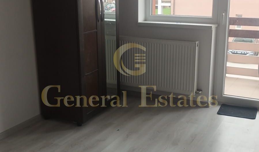 Ap. 3 camere etaj 1 cu parcare - Poză 6