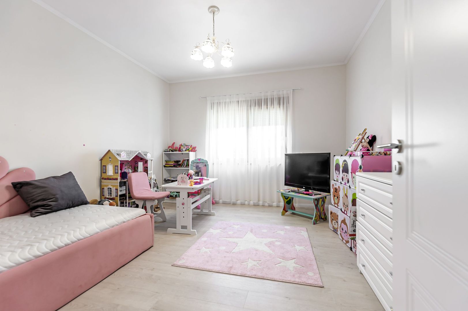 Vilă nouă superbă tip mediteranean, zona Tabacovici - Poză 5