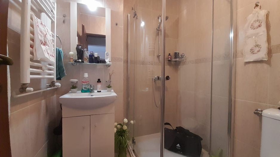 Apartament spatios cu patru camere zona -Bucovina - Poză 20