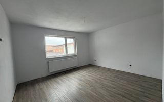 Apartament 3 camere, zona Turnisor - Poză 3