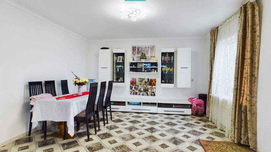 Casă cu 5 camere în Nădlac - Poză 4