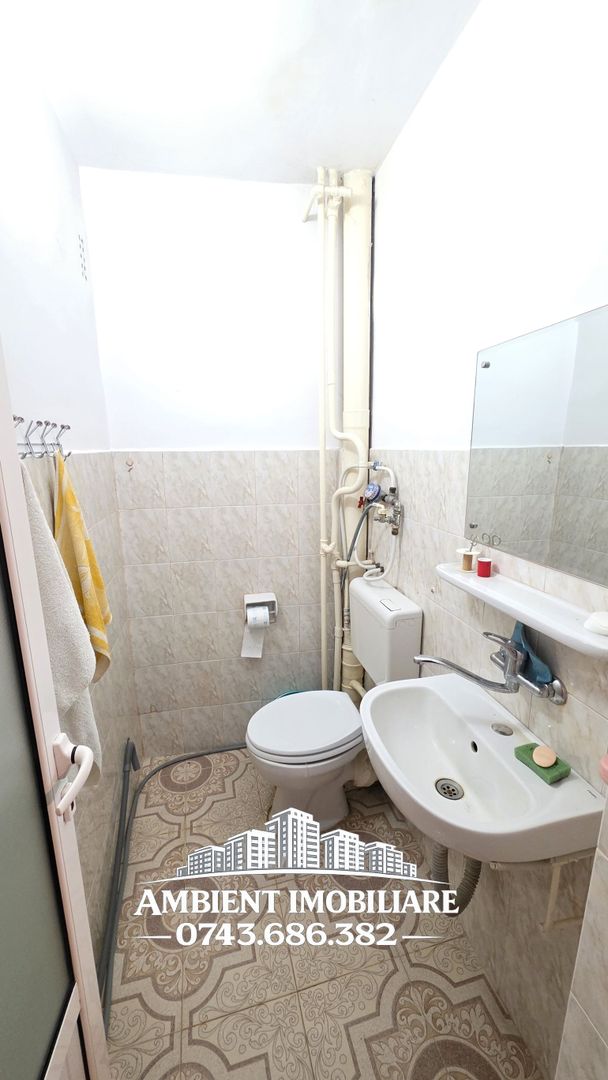 Apartament 3 camere, etaj 3, VASLUI - zona GARA; - Poză 4