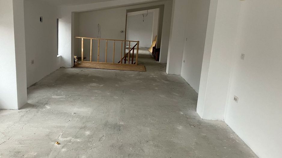 Casa/Vila 6 camere Piata Victoriei, Buzesti / An 2023 - Poză 25