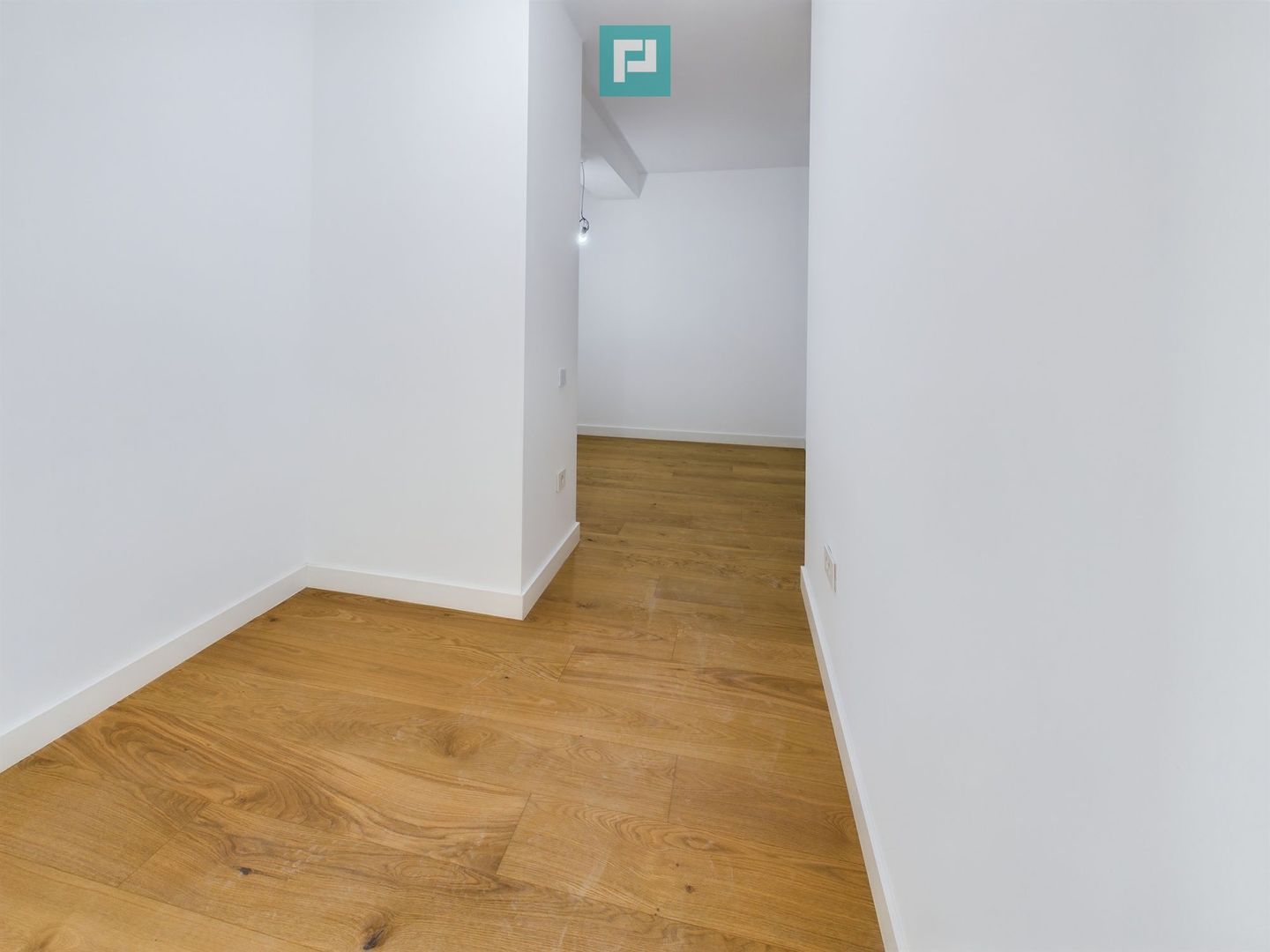 Apartament 3 camere nou la 2 min  de Cambridge School of Bucharest - Poză 10