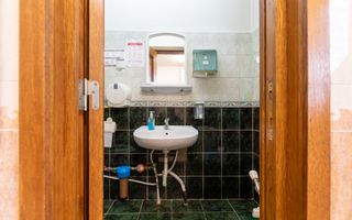 Cabinet Stomatologic complet echipat, de închiriat - Poză 10