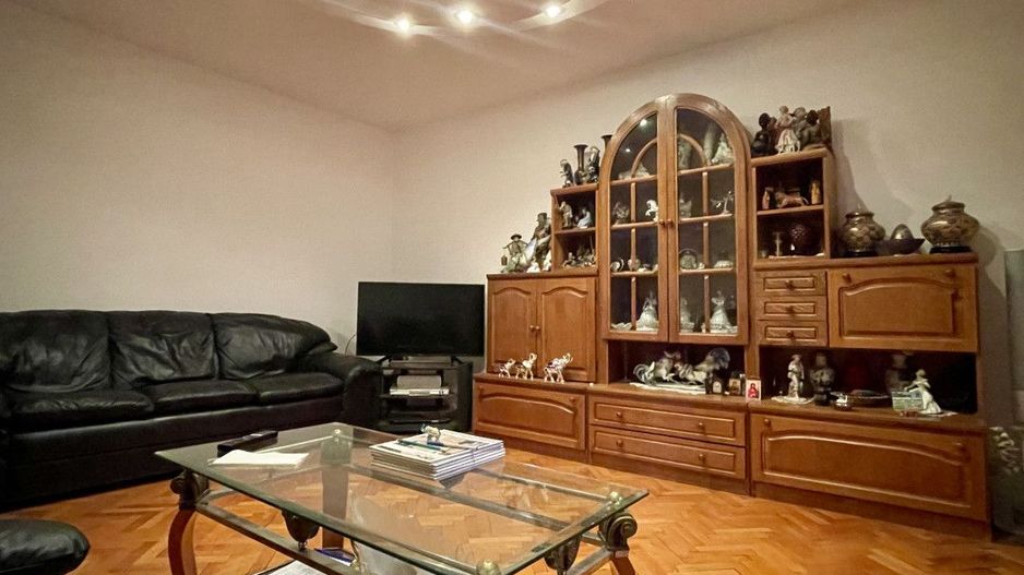 Apartament 3 camere, 2 bai, decomandat, Metrou Obor - Poză 2