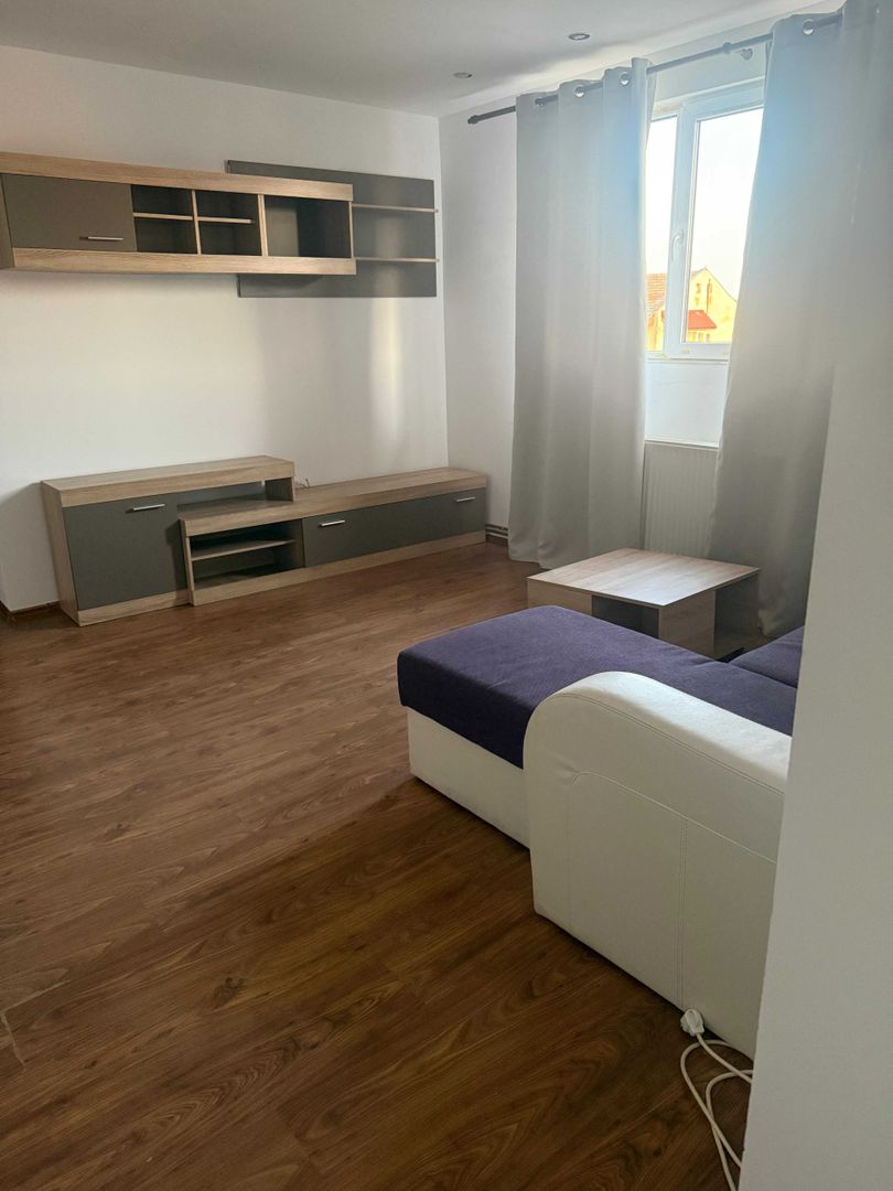 Girocului | 3 camere | Mobilat-Utilat | Centrală proprie - Poză 1