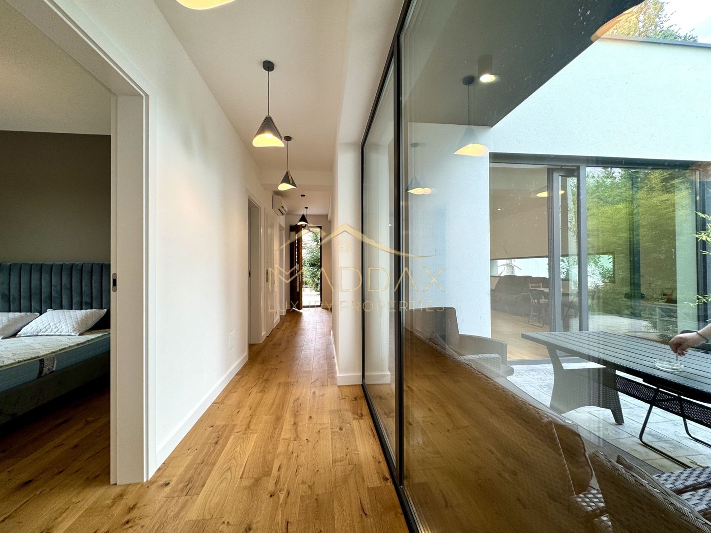 Vila cu 5 camere // * 565 mp gradina* // Tunari - Poză 17