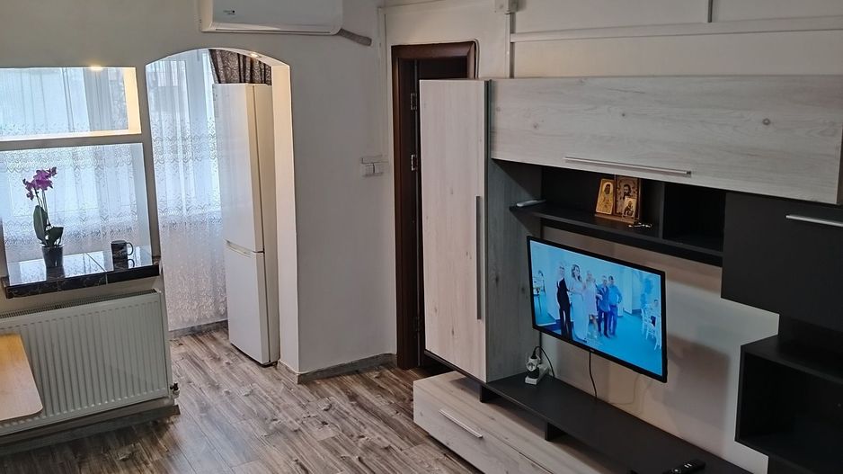 Apartament 2 camere- Craiovita Noua - Poză 3