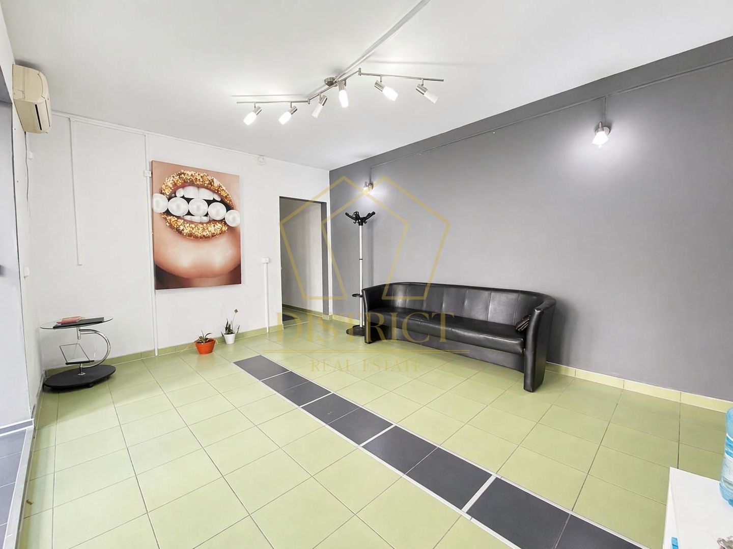 Spatiu comercial cu 3 camere | Circumvalatiunii - Poză 2