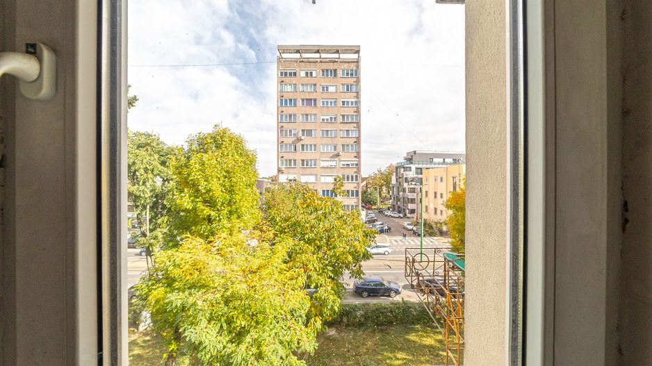 Apartament  3 camere  Calea Romanilor - Poză 2
