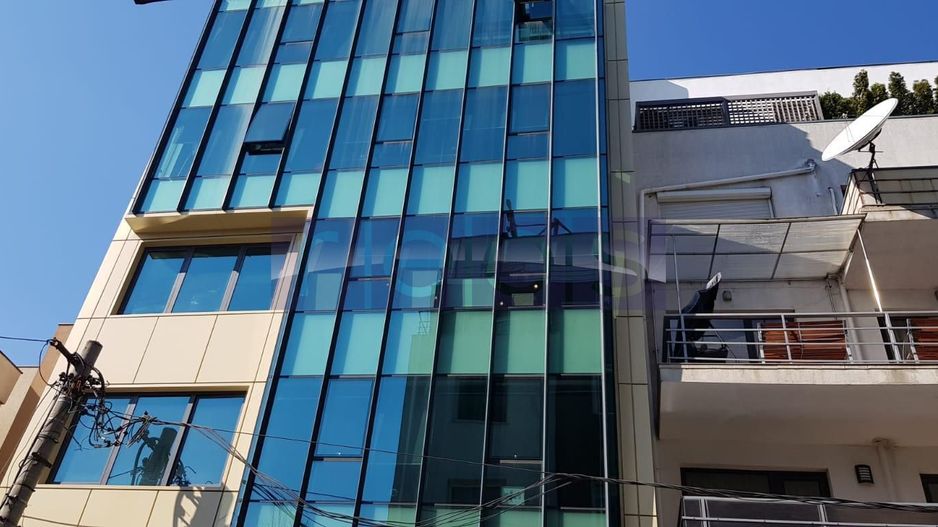 VANZARE CLADIRE BIROURI | ZONA DOROBANTI-BELLER - Poză 1