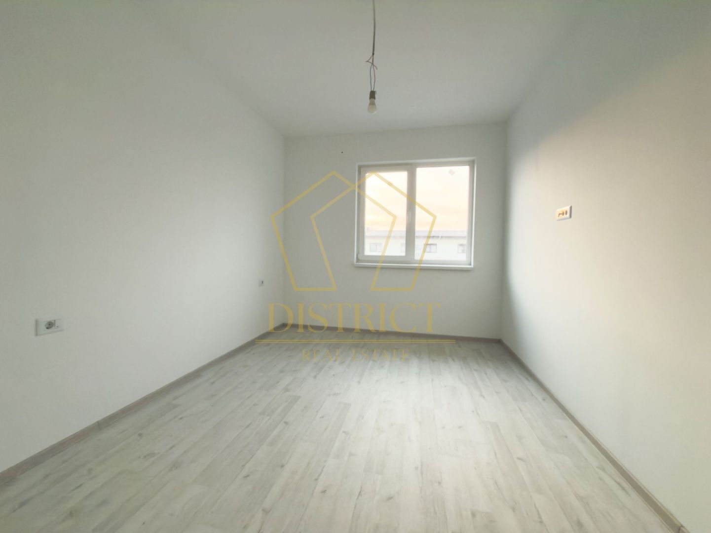 Duplex spatios cu 4 camere si 3 bai | Predare la cheie | Covaci - Poză 3