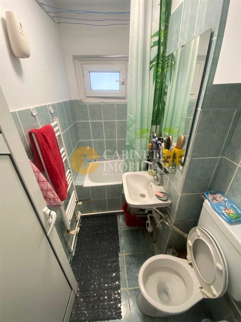 Etaj 2, Piata Voievozilor 2 camere ideal pentru investitii - Poză 4