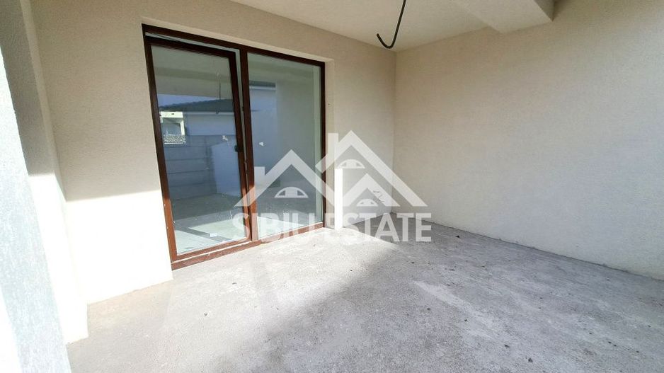 Casa noua 4 camere, 2 bai, terasa, curte si magazie - Poză 12