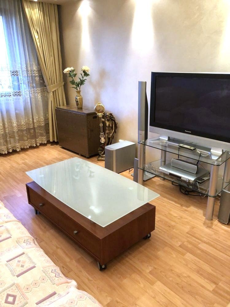 Apartament 3 camere decomandat, parcare inclusă, lângă metrou Grigorescu - Poză 1