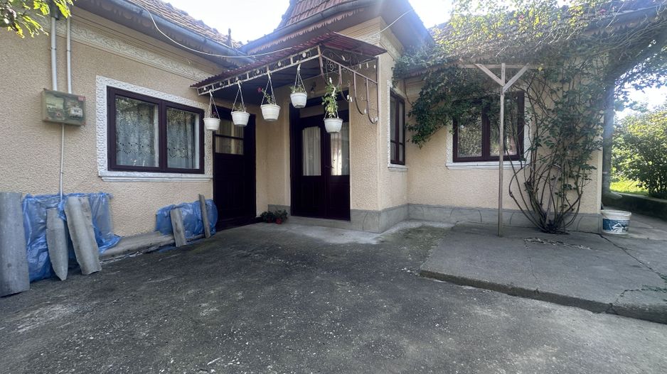 De vanzare: casa in inima unei superbe zone de deal, Valeni-Dambovita - Poză 2