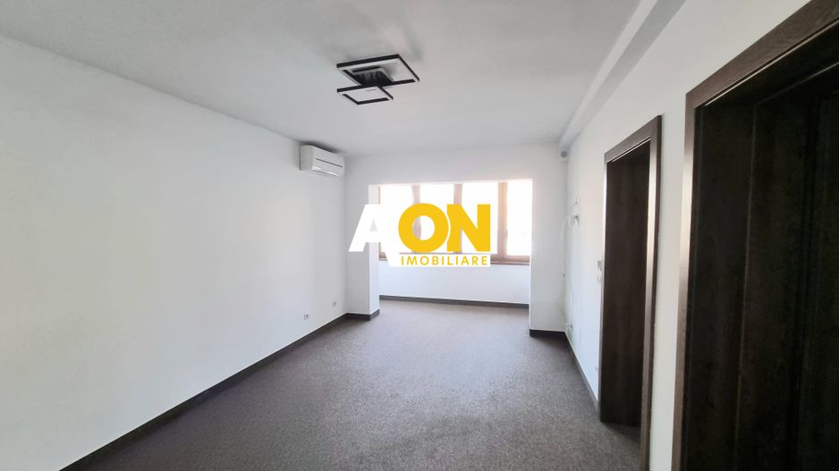 De vanzare apartament 2 camere renovat, etaj 1, Cetate - Poză 2