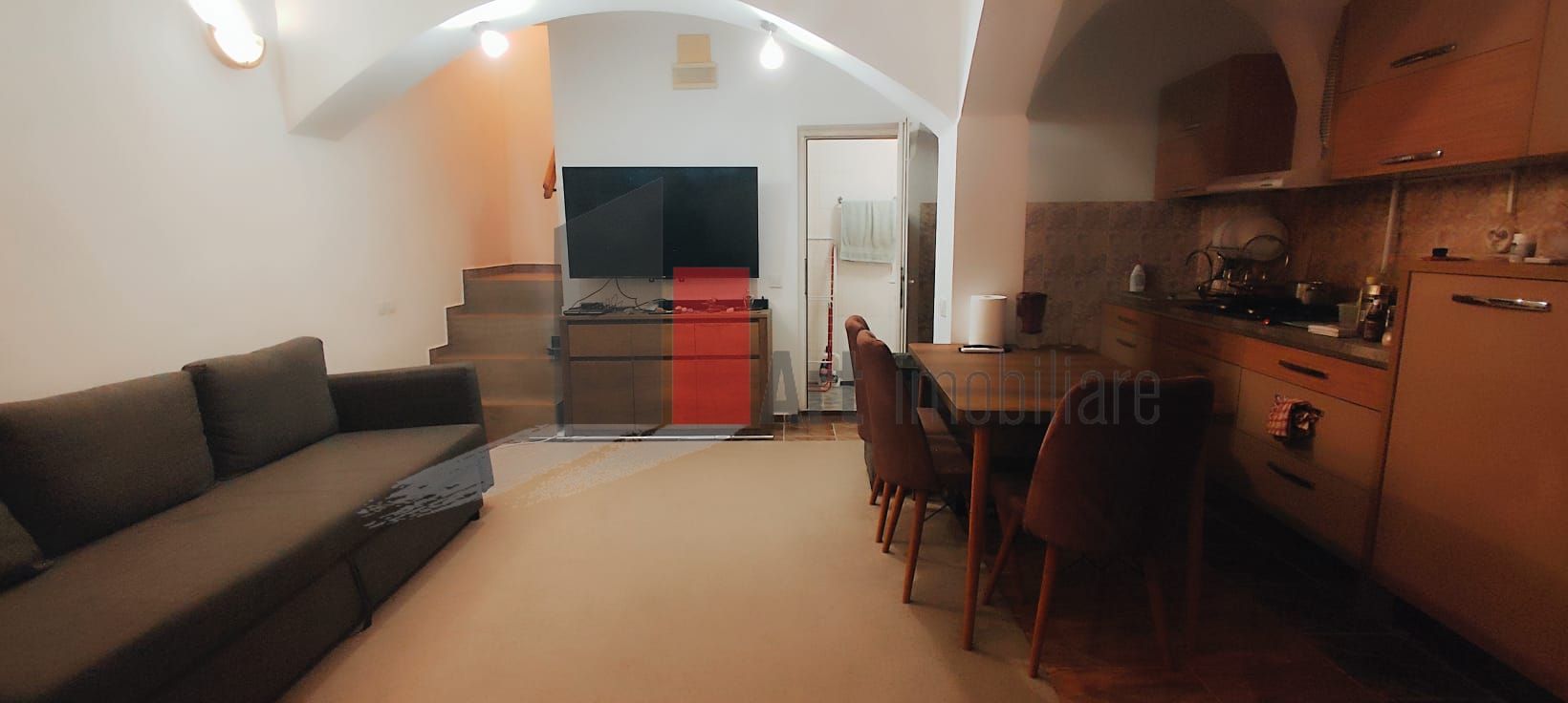 Casa "YENI" , constructie 2002, finisata complet - Poză 2