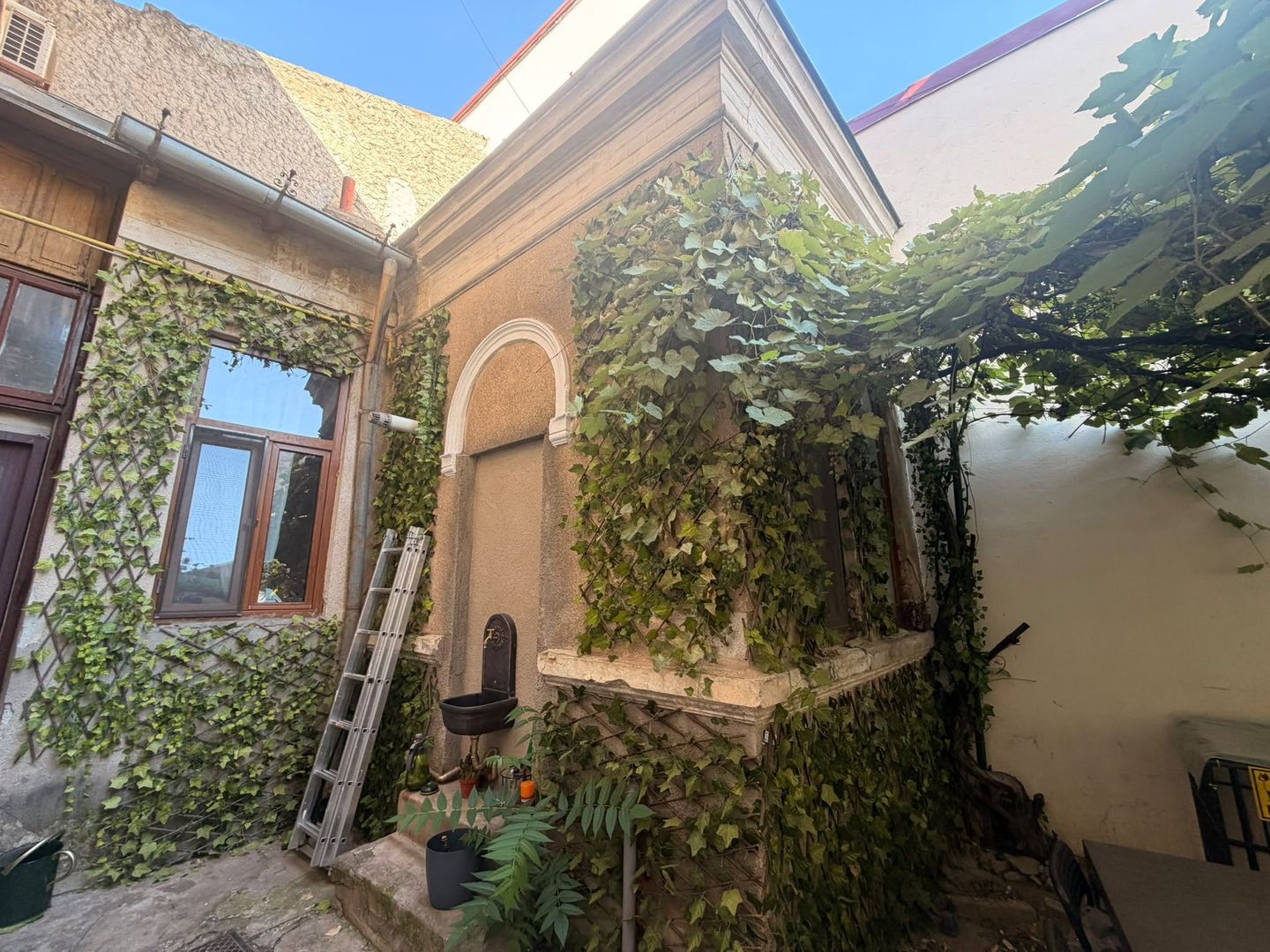 Apartament 5 camere  in vila - Zona Armeneasca - Poză 16