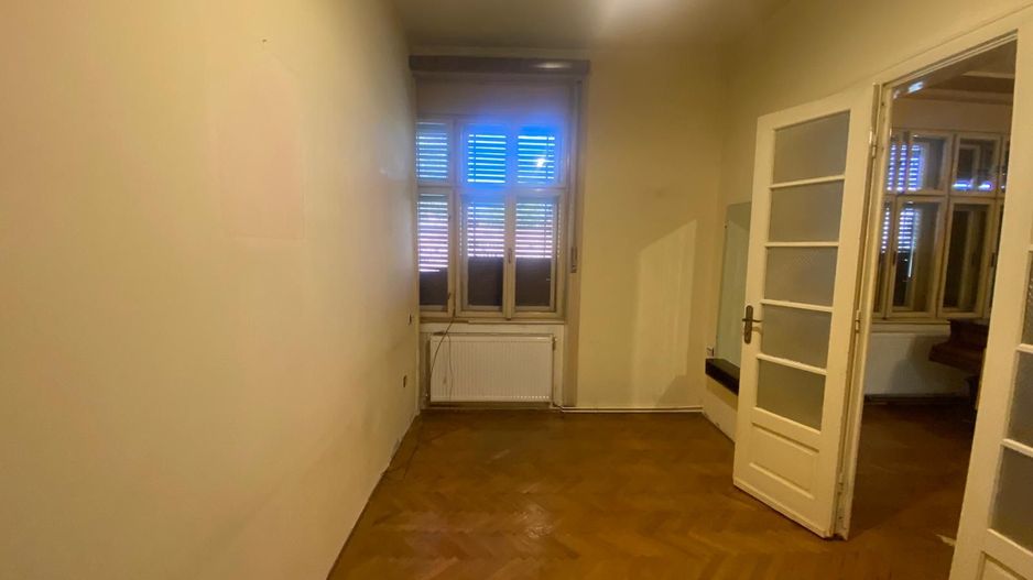Casă de vânzare în Lugoj – Strada COMUNA DIN PARIS - Poză 3
