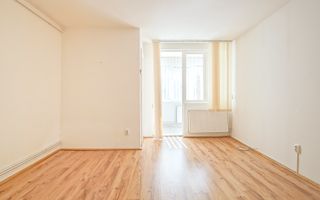 Garsonieră gata de mutat / închiriat – etaj 1, sud, centrală proprie - Poză 4