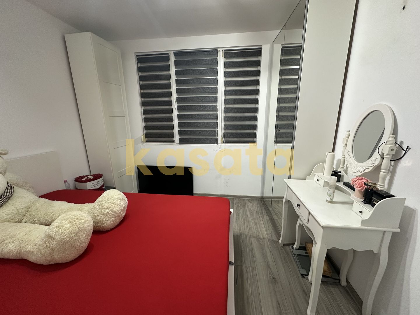 Apartament 3 Camere | Decomandat | Bloc Reabilitat | Garaj Disponibil - Poză 10