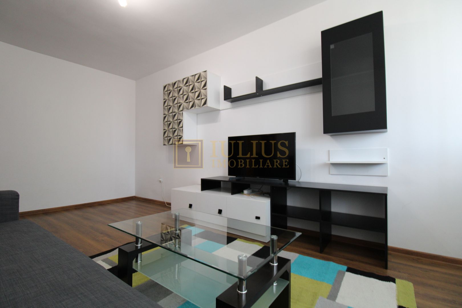 5 minute de Iulius Mall, 2 camere, centrala proprie - Poză 3