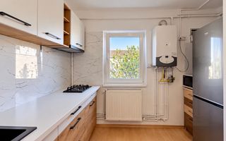 Comision 0% De vanzare apartament |51 mp| Renovat complet Calea ARADULUI - Poză 3