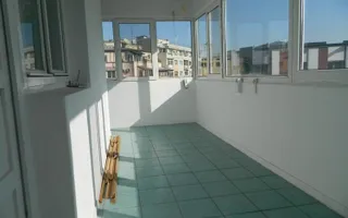 Apartament lux, zona Piata Victoriei, 4 camere , 2 bai, centrala termica  terasa - Poză 13